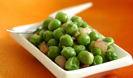 Batani Guggullu (Fresh Peas Summer Salad)