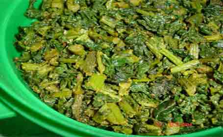 Mooli Patte ki bhurji (Radish Greens Curry) ~ from Dumela of Fusion Food 
