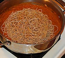 Spaghetti in pasta sauce